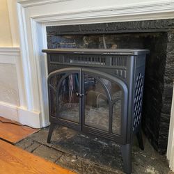 Electric Fireplace Stove / Space Heater with remote