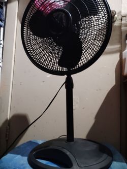 Stand fan $25