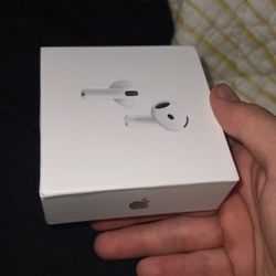 AirPod fours