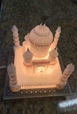 Taj mahal symbol of love