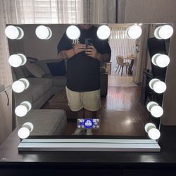 Beauty creations vanity mirror