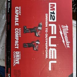 M12 COMBO KIT 2 Drills 