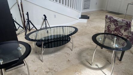 Coffee Table With 2 Matching End Tables
