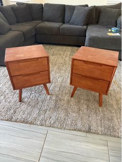 2 night stands light brown