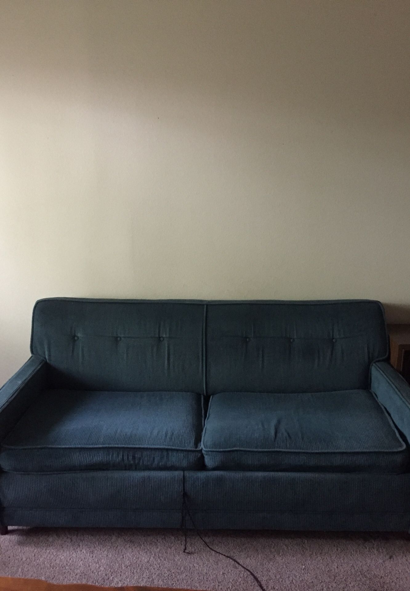 Couch set