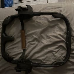 QNuna car seat ring adapter