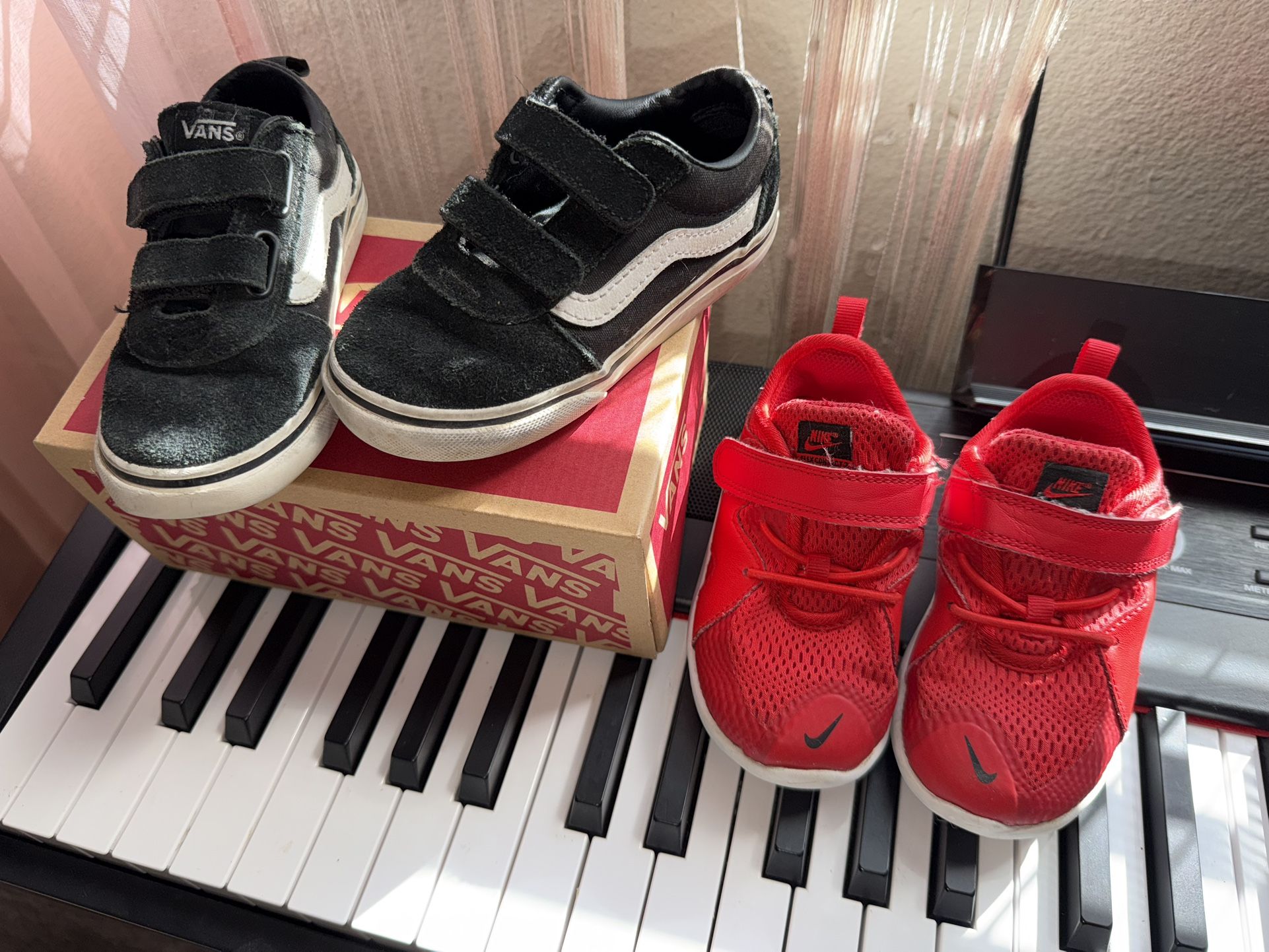 Toddler Vans And Nike Shoes Size 8