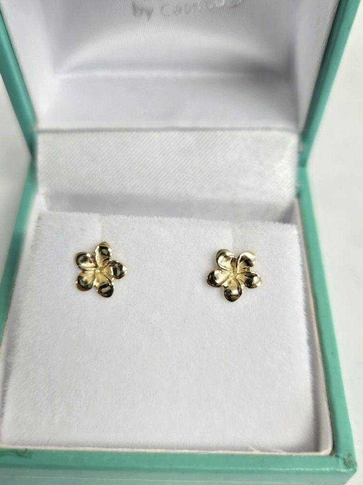 14kt Gold Plumeria Earrings