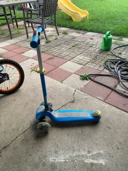 Kid scooter