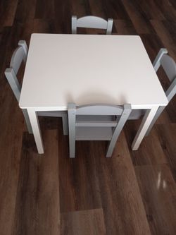 $25Mesa Con 4 Sillas Para Niñas/o