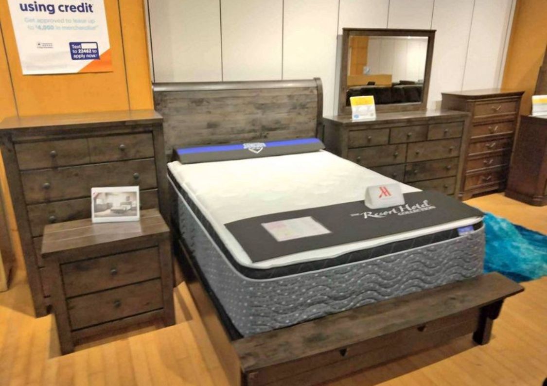 End of summer clearance sale. Pet solid wood bedroom set starting at $699. Easy finance option. Same day delivery.
