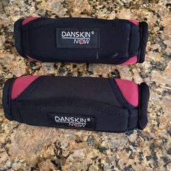 3lb Danskin Hand Weights