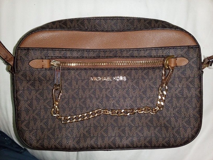Michael Kors Jet Set Crossbody Bag