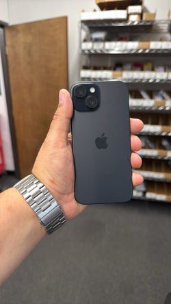 Apple iPhone 15 128GB Unlocked / Liberado
