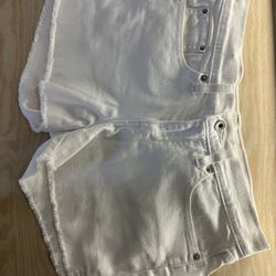 Levi’s Cutoff White Shorts-Like New 