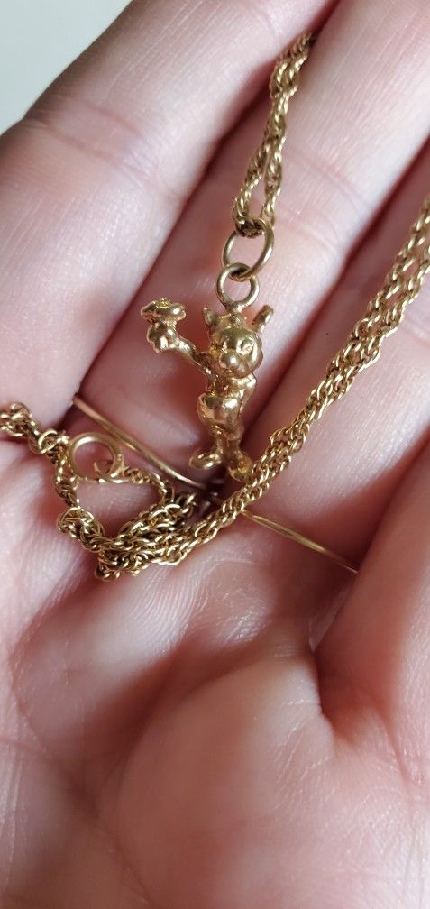 14k Solid Gold Micky Mouse Holding Flowers Necklace