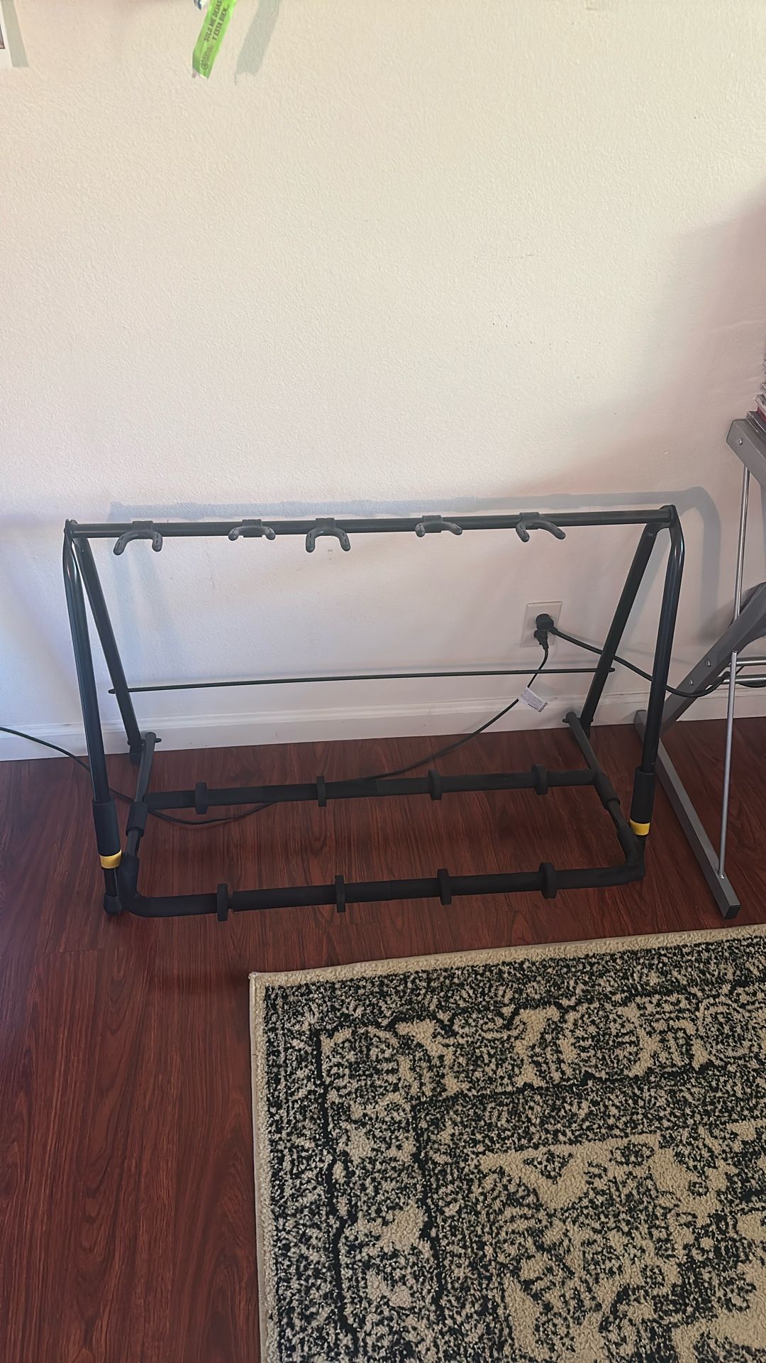 Hercules Guitar Stand (Fits 5 Guitars)