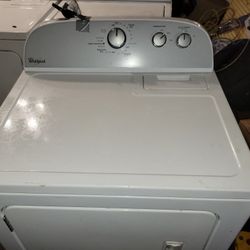 GAS DRYER NEWER WORKS GREAT CAN DELIVER 