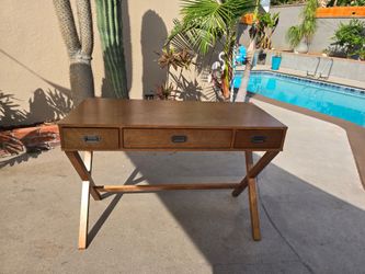 Table/Desk