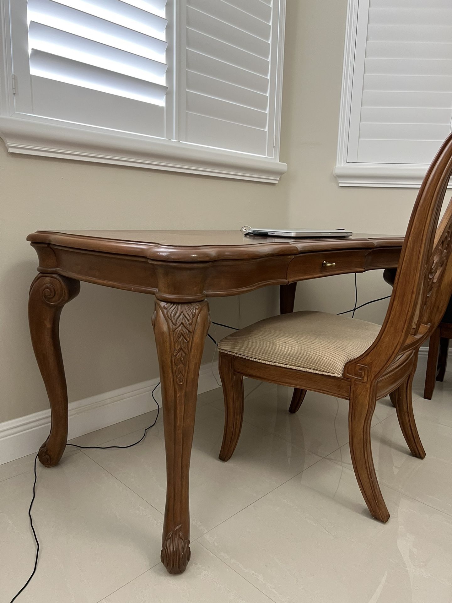 Desk And Chair 