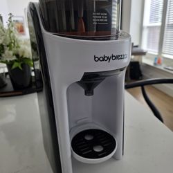 Baby Brezza Formula PRO