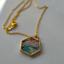 Acrylic Pendant Necklace 