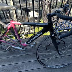 Cannondale Road Bike – Carbon Forks, Great Condition