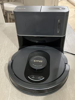 Shark AV2501S AI Ultra Robot Vacuum