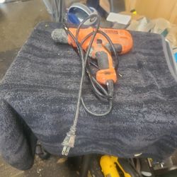 Black &Decker 3/8 Corded Drill