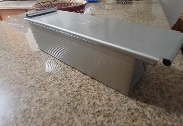 Aluminum Bread Loaf Pan with Lid