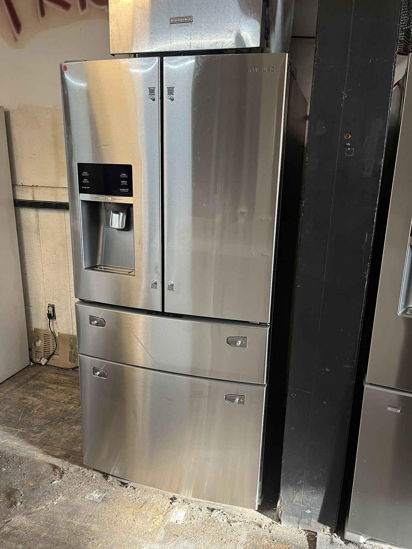 πMOVE IN SPECIAL FRIDGE STOVE WASHER & DRYER $0