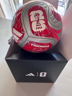 CANADA 🇨🇦 Adidas Trionda FIFA World Cup 2026 Mini Soccer Ball