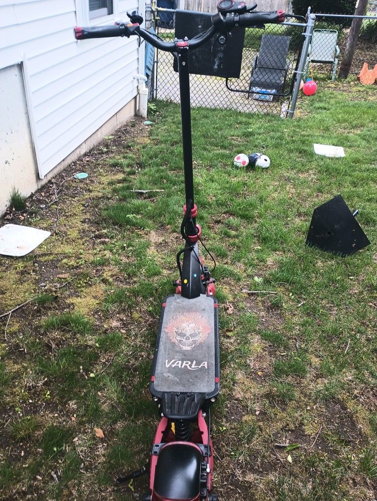 Varal Electric Scooter
