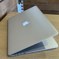 Apple MacBook Pro 15” Retina i7/16GB/500GB SSD $350 