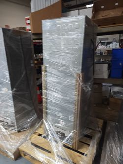 Hisense 10.2 cu feet Garage ready upright freezer