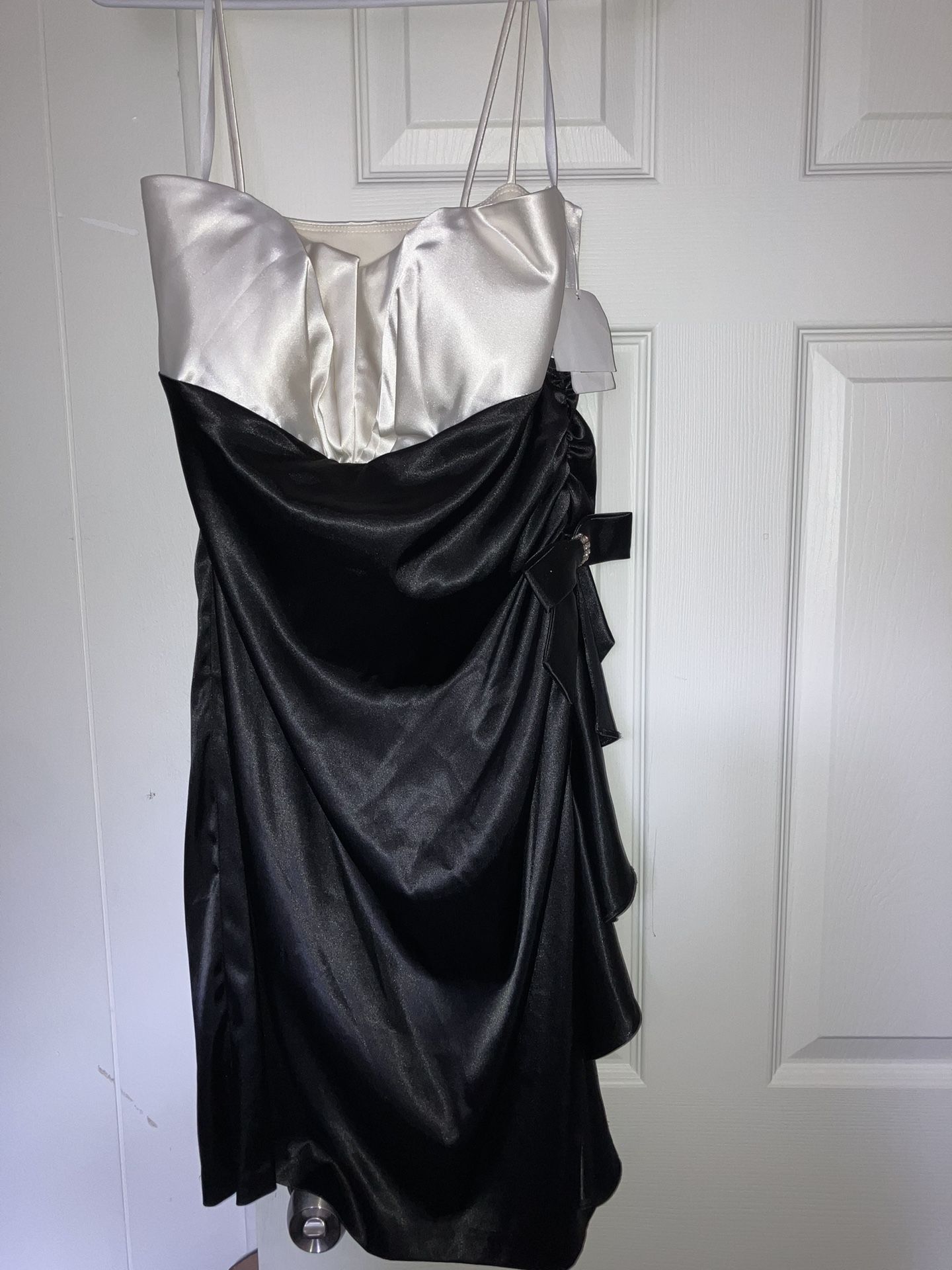 Black & White Evening/Cocktail Dress - Size 13W