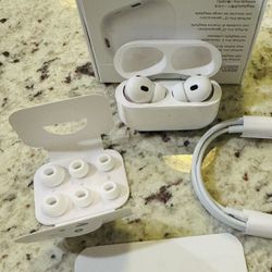 Air Pods Pro NEW (2nd Generation)