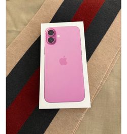 𝙸𝙿𝚑𝚘𝚗𝚎 16 plus 𝚞𝚗𝚕𝚘𝚌𝚔𝚎𝚍 𝚠𝚒𝚝𝚑 𝚠𝚊𝚛𝚛𝚊𝚗𝚝𝚢