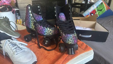 Skates