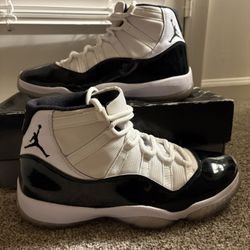 Jordan 11 Concord Size 9 Used 