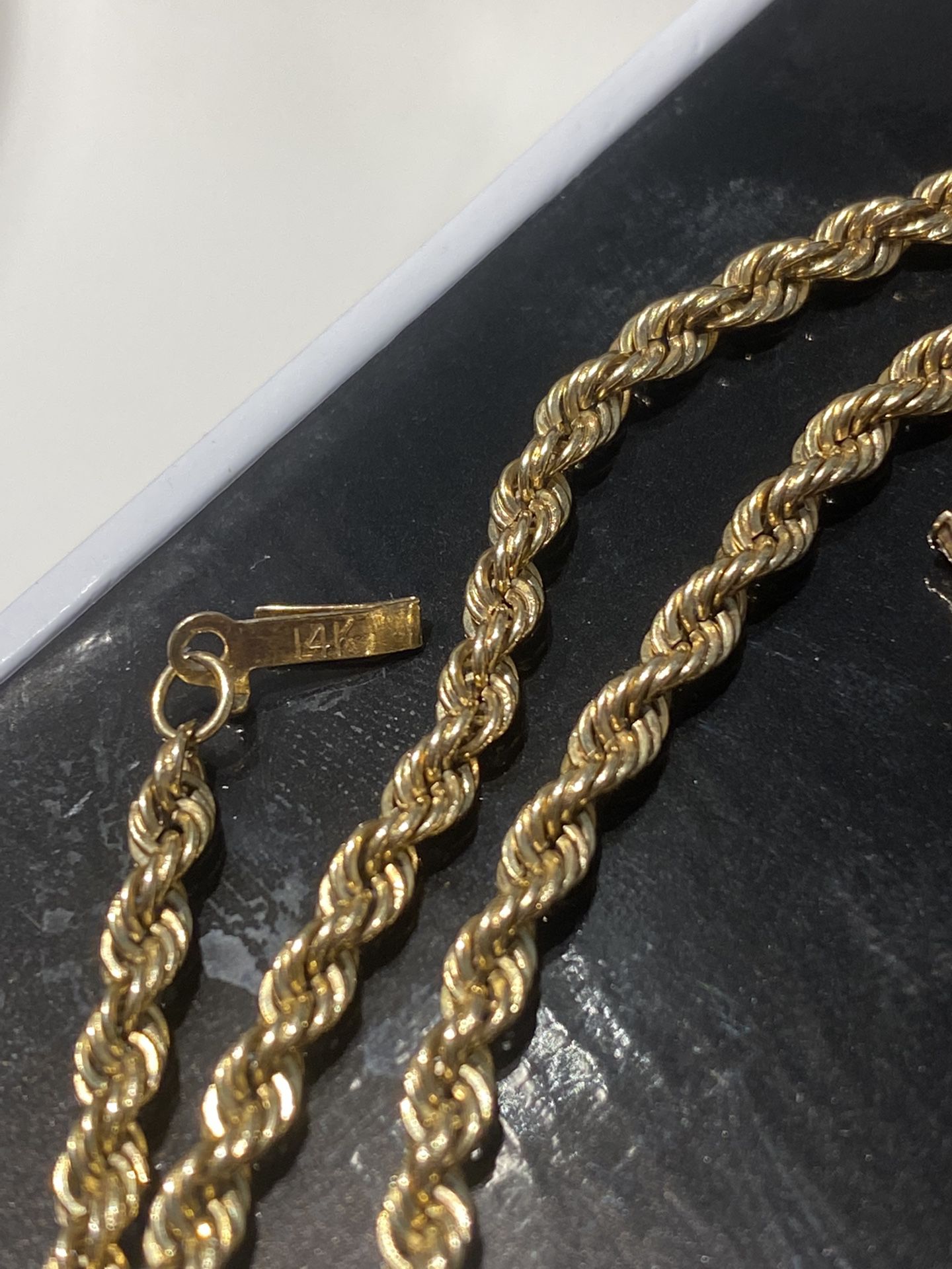 K14 Solid Real Gold (With LV Lock-key Authentic ) for Sale in Oakland, FL -  OfferUp