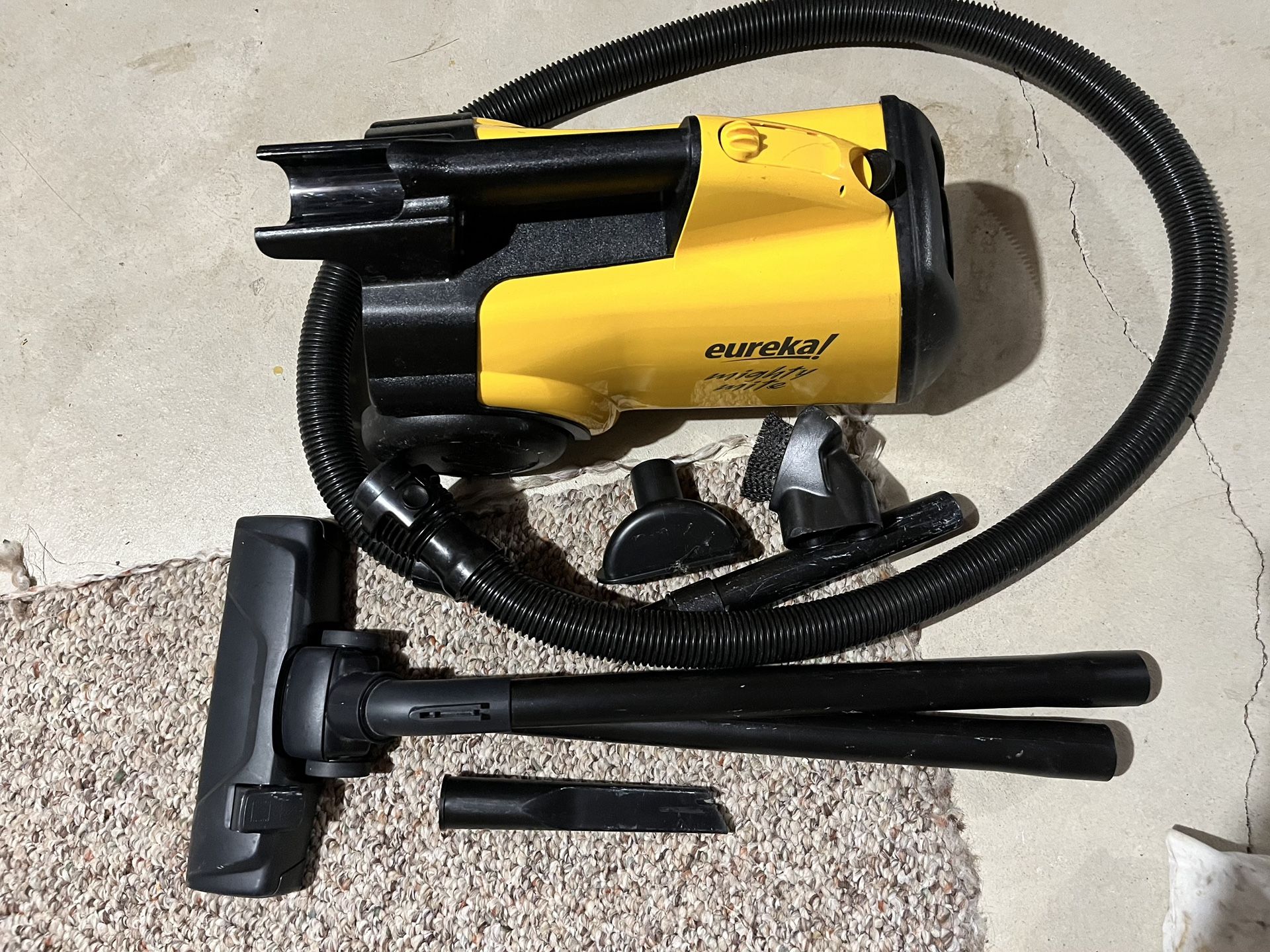 Eureka Mighty Mite Vacuum Cleaner w/ attachments