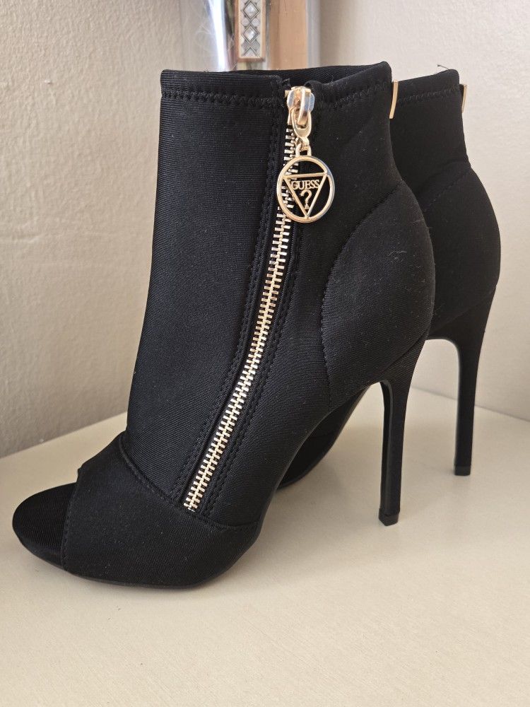 Guess Boots 6.5
