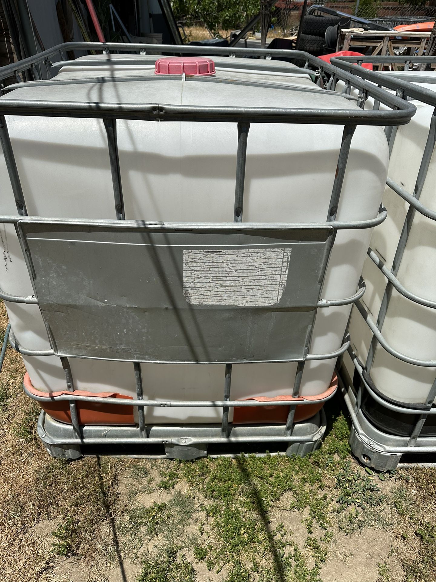 Water Storage Tanks 300 Gal. W/steel Pallet W/Cage for Sale in Bakersfield, CA OfferUp