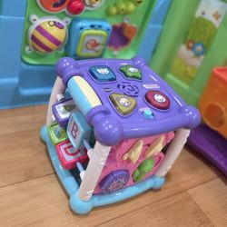 VTech Busy Learners Activity Cube