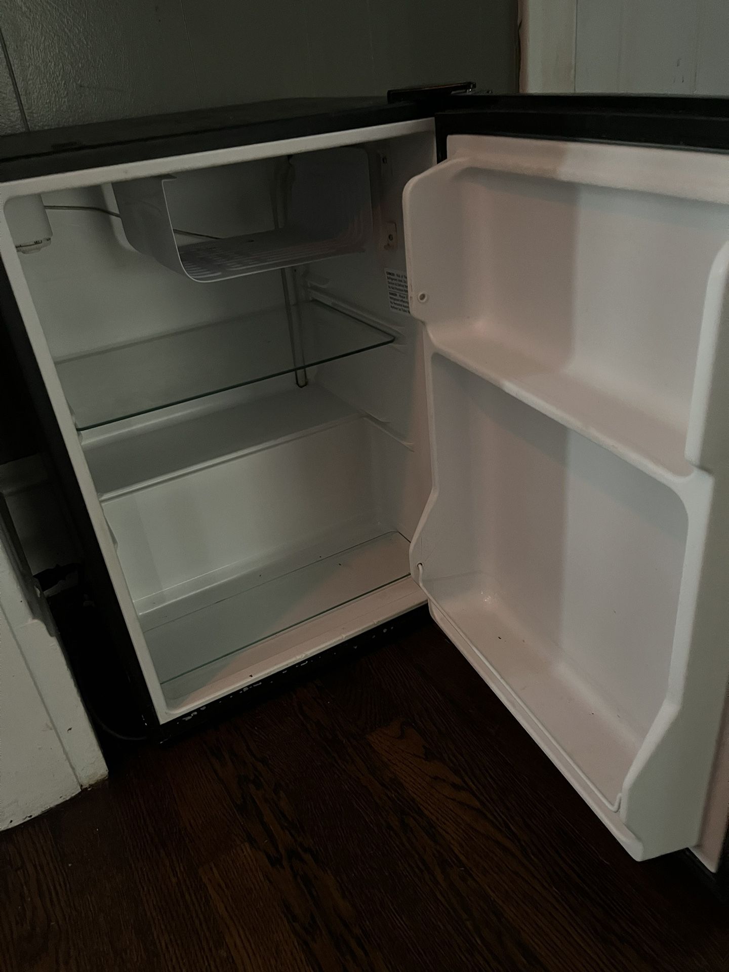 Haier Mini Fridge With Freezer
