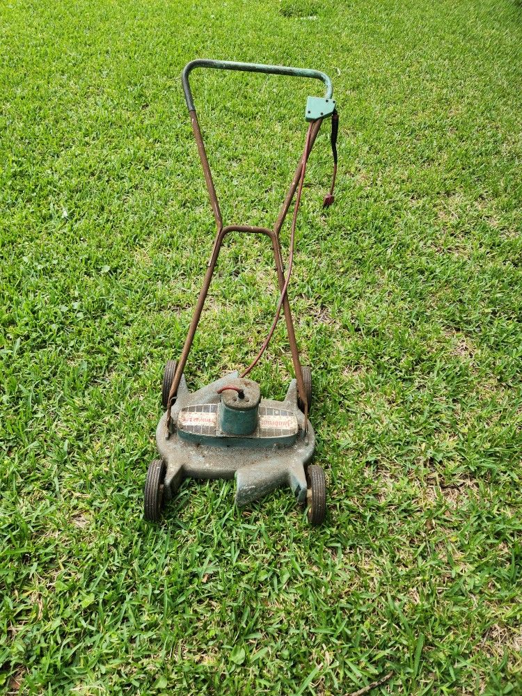 Vintage 1956 Sunbeam Electric Lawn Mower For Sale "Working"