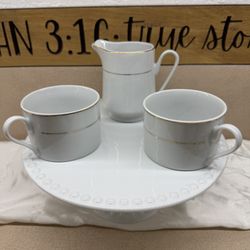 Sakura Classic Gold Coffee/Tea Cups