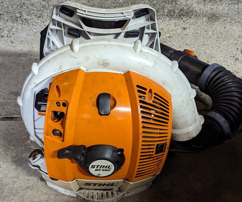 Stihl BR550 Backpack Blower Runs Great Very Powerful for Sale in