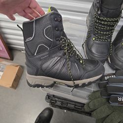 RefrigWear Extreme Insulated Steel Toe Boots And Gloves